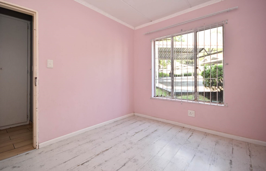 3 Bedroom Property for Sale in Sonneglans Gauteng