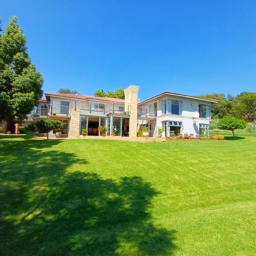 5 Bedroom Property for Sale in Sterkfontein A H Gauteng