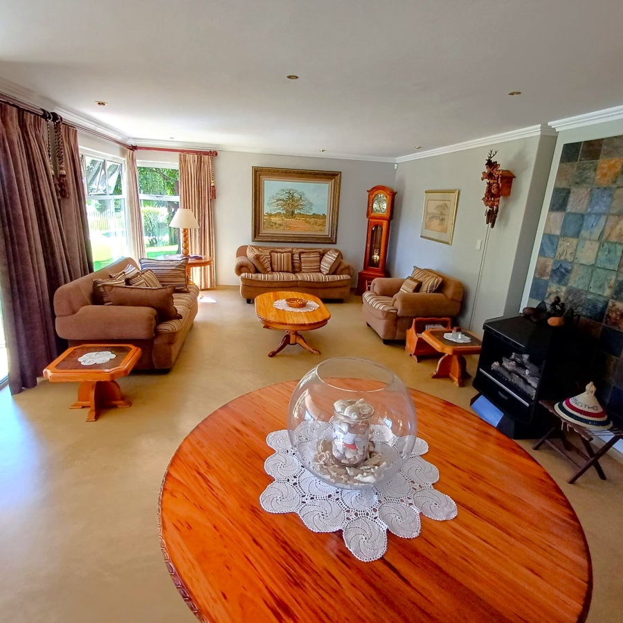 5 Bedroom Property for Sale in Sterkfontein A H Gauteng