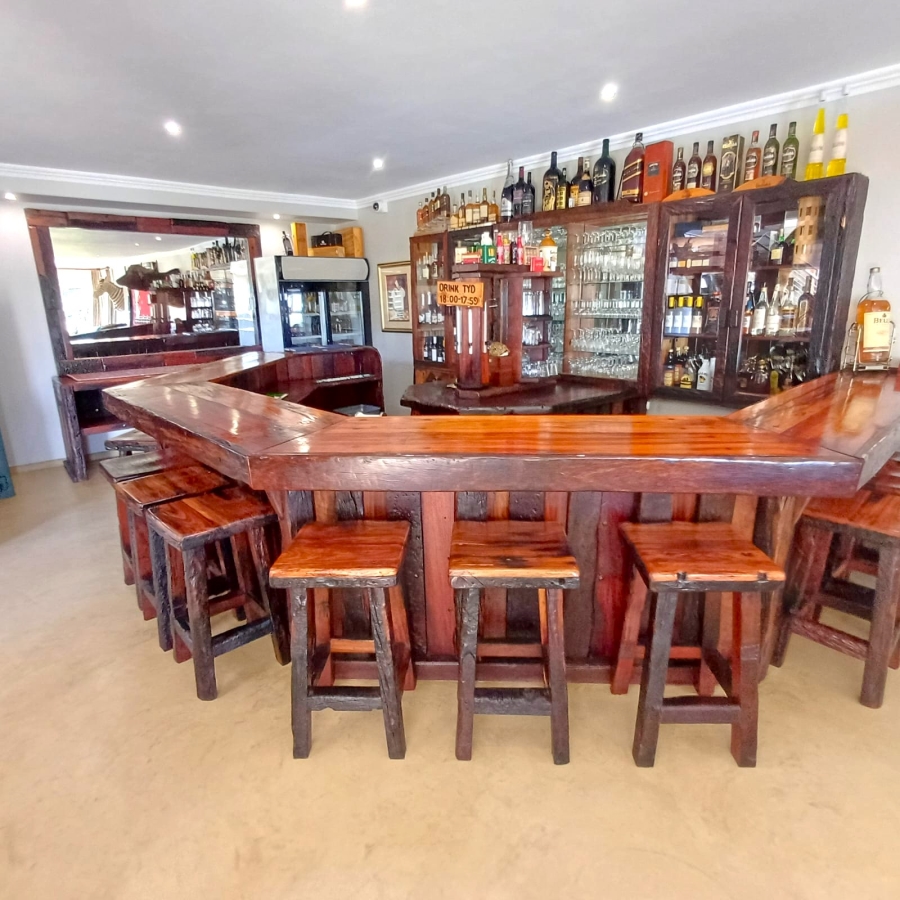 5 Bedroom Property for Sale in Sterkfontein A H Gauteng