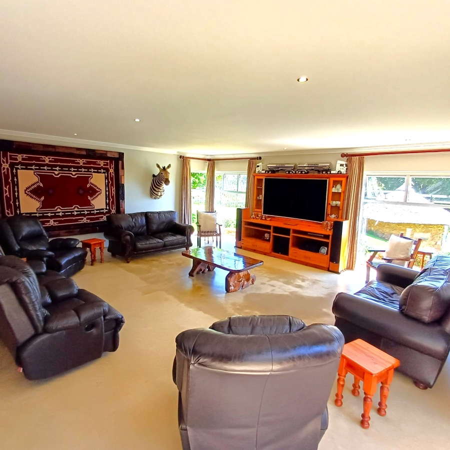 5 Bedroom Property for Sale in Sterkfontein A H Gauteng