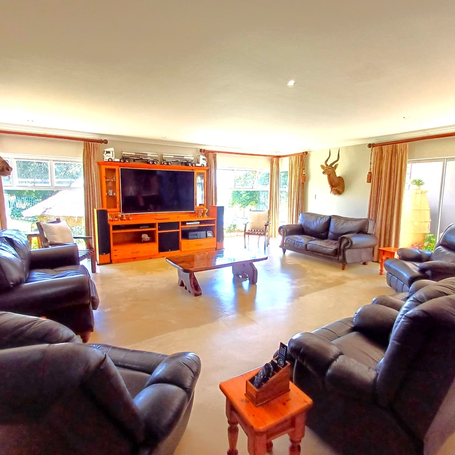 5 Bedroom Property for Sale in Sterkfontein A H Gauteng