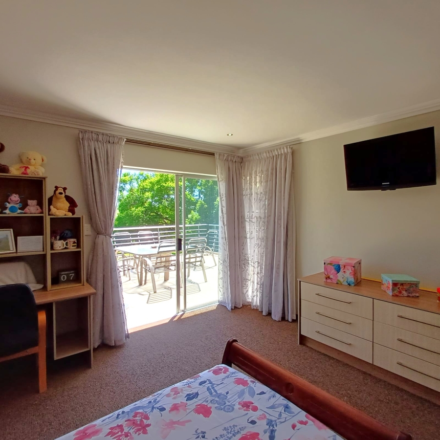 5 Bedroom Property for Sale in Sterkfontein A H Gauteng