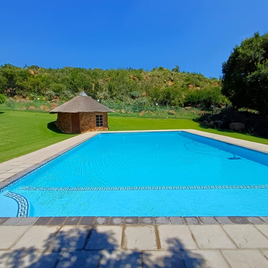 5 Bedroom Property for Sale in Sterkfontein A H Gauteng