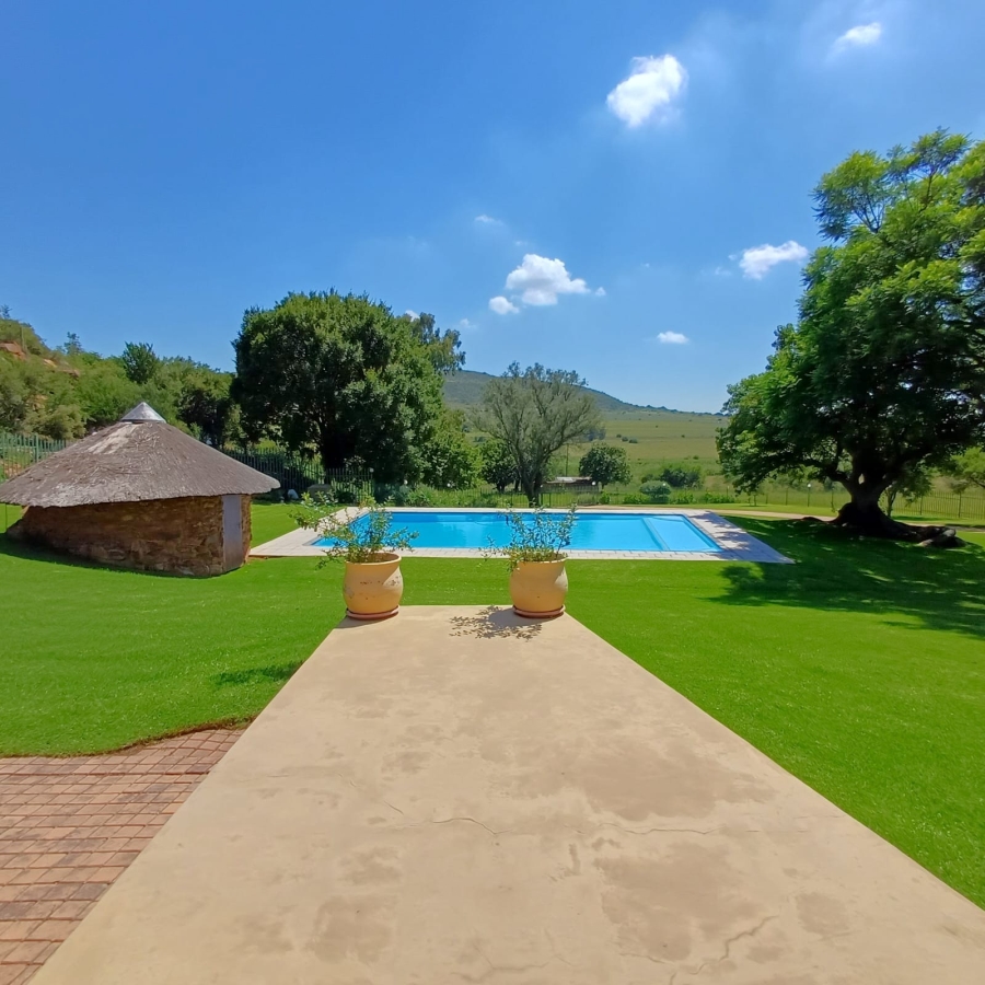 5 Bedroom Property for Sale in Sterkfontein A H Gauteng