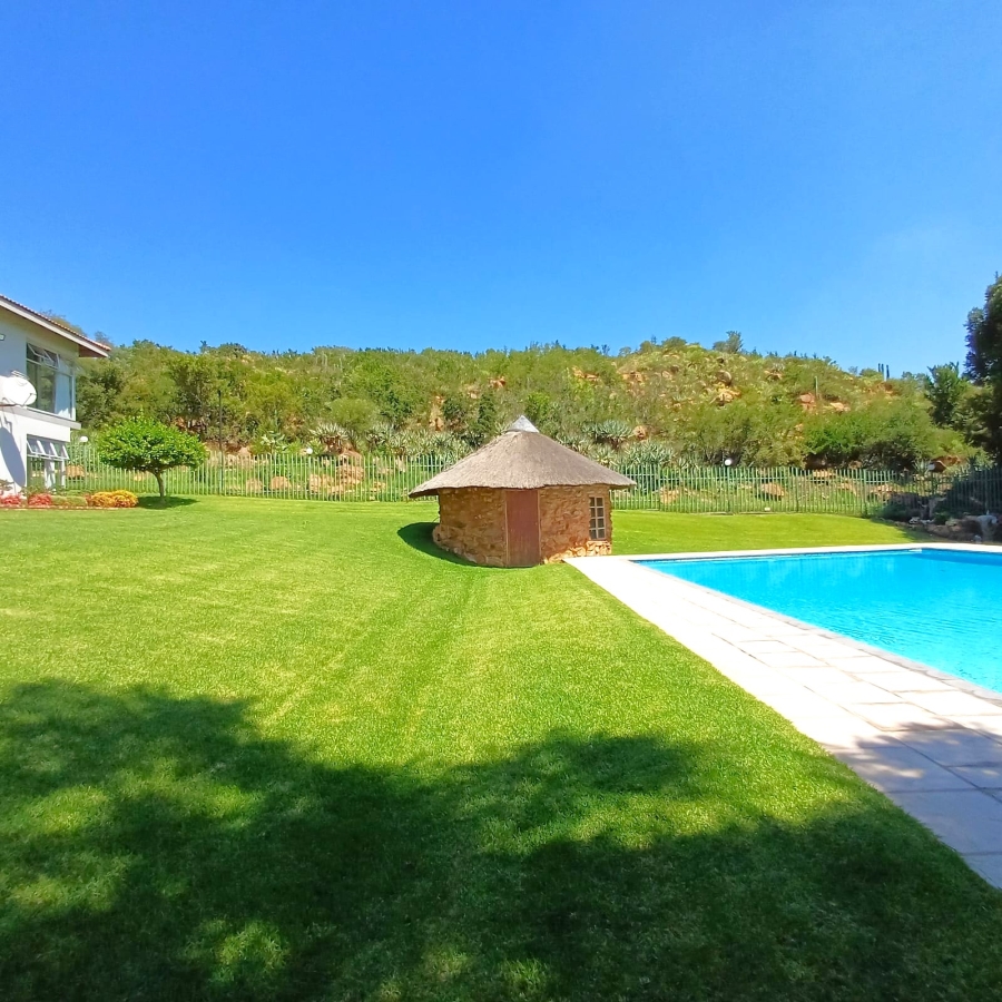 5 Bedroom Property for Sale in Sterkfontein A H Gauteng