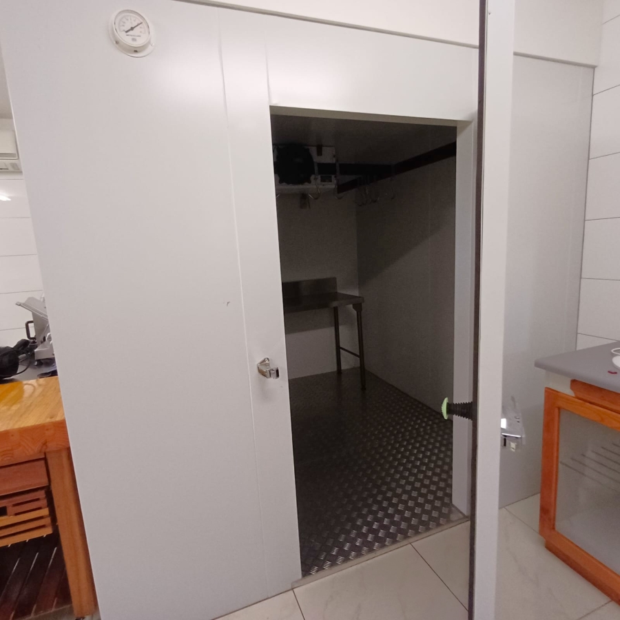 5 Bedroom Property for Sale in Sterkfontein A H Gauteng