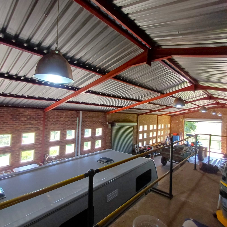 5 Bedroom Property for Sale in Sterkfontein A H Gauteng