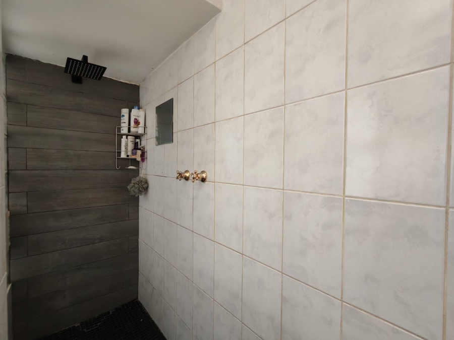 3 Bedroom Property for Sale in Risiville Gauteng