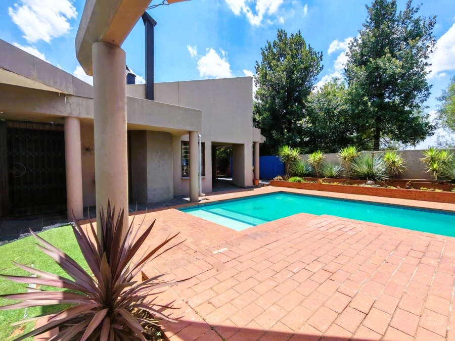 3 Bedroom Property for Sale in Risiville Gauteng