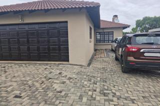 3 Bedroom Property for Sale in Theresa Park Gauteng