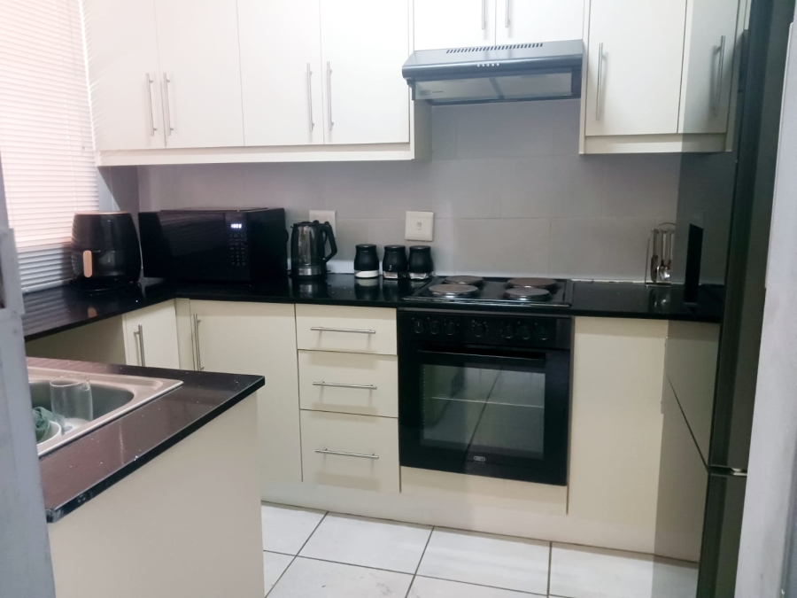 1 Bedroom Property for Sale in Windsor West Gauteng