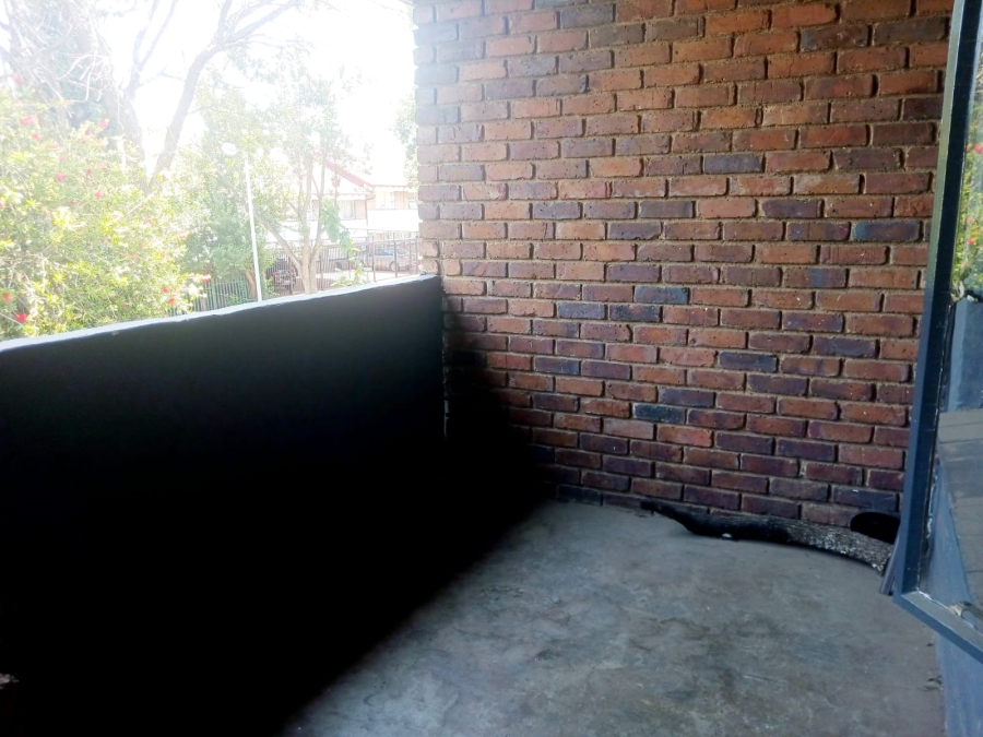 1 Bedroom Property for Sale in Windsor West Gauteng
