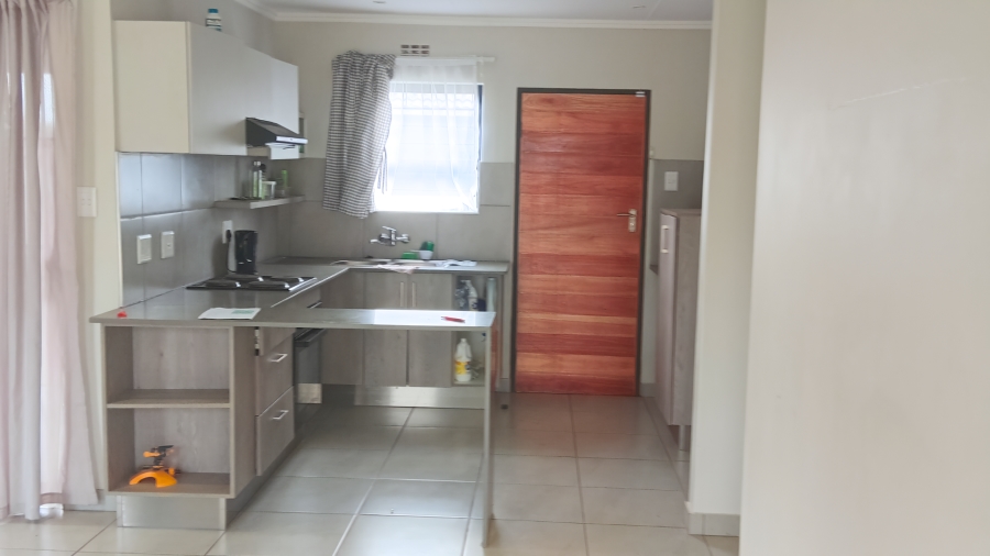 To Let 4 Bedroom Property for Rent in Mindalore Gauteng