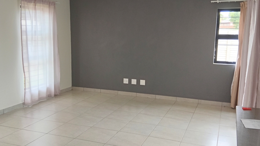 To Let 4 Bedroom Property for Rent in Mindalore Gauteng