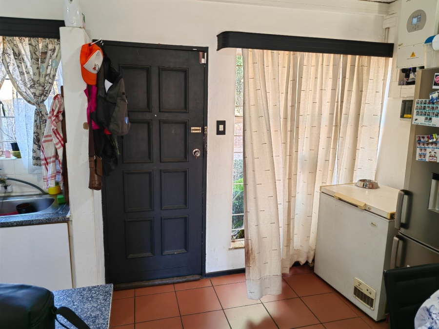 2 Bedroom Property for Sale in Garsfontein Gauteng