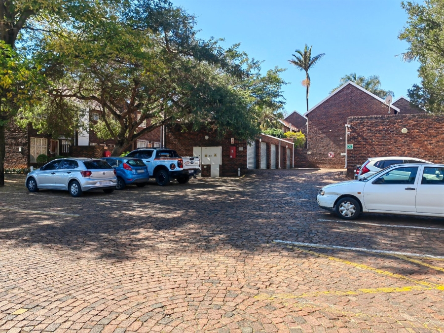 2 Bedroom Property for Sale in Garsfontein Gauteng