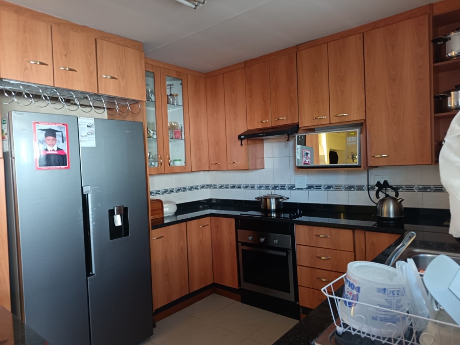 3 Bedroom Property for Sale in Ililiba Gauteng