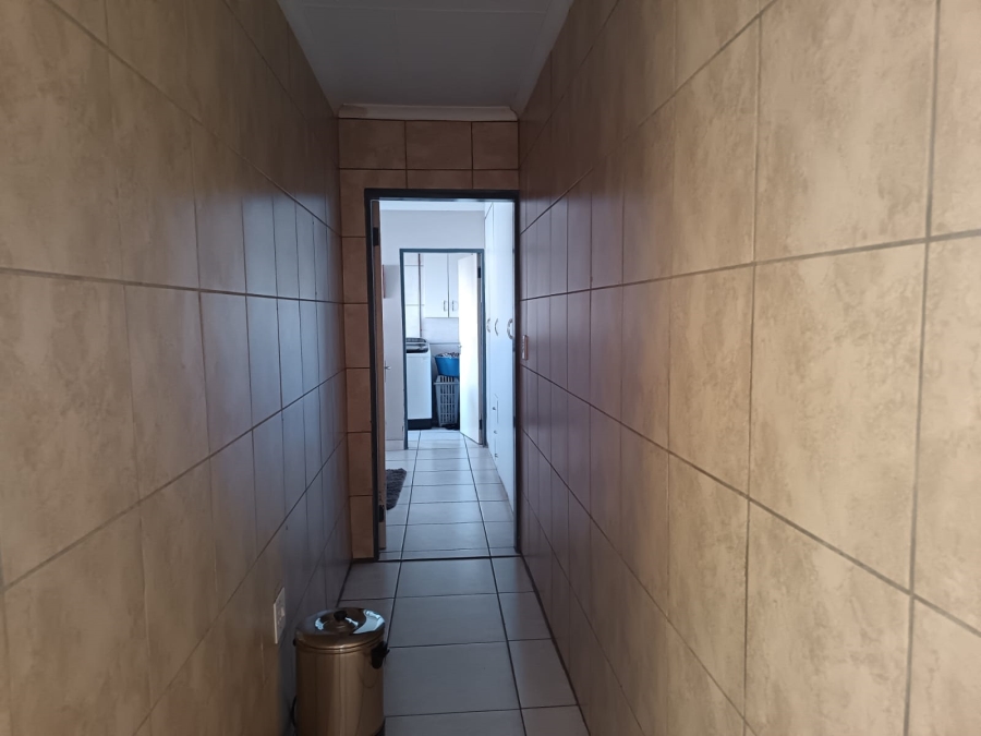 3 Bedroom Property for Sale in Ililiba Gauteng