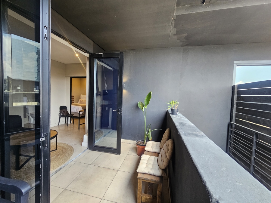 1 Bedroom Property for Sale in Sandown Gauteng