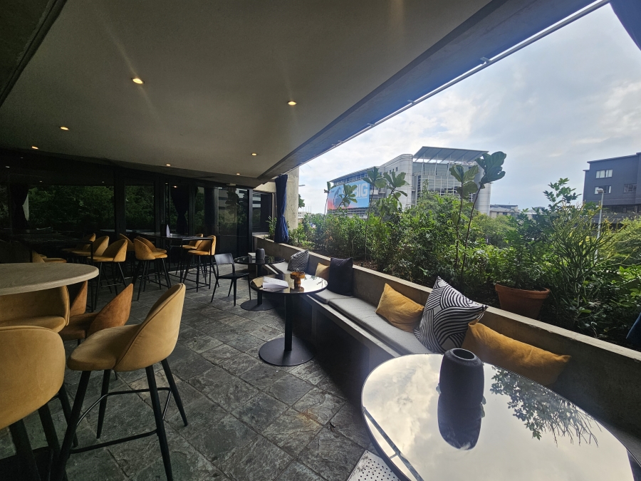 1 Bedroom Property for Sale in Sandown Gauteng