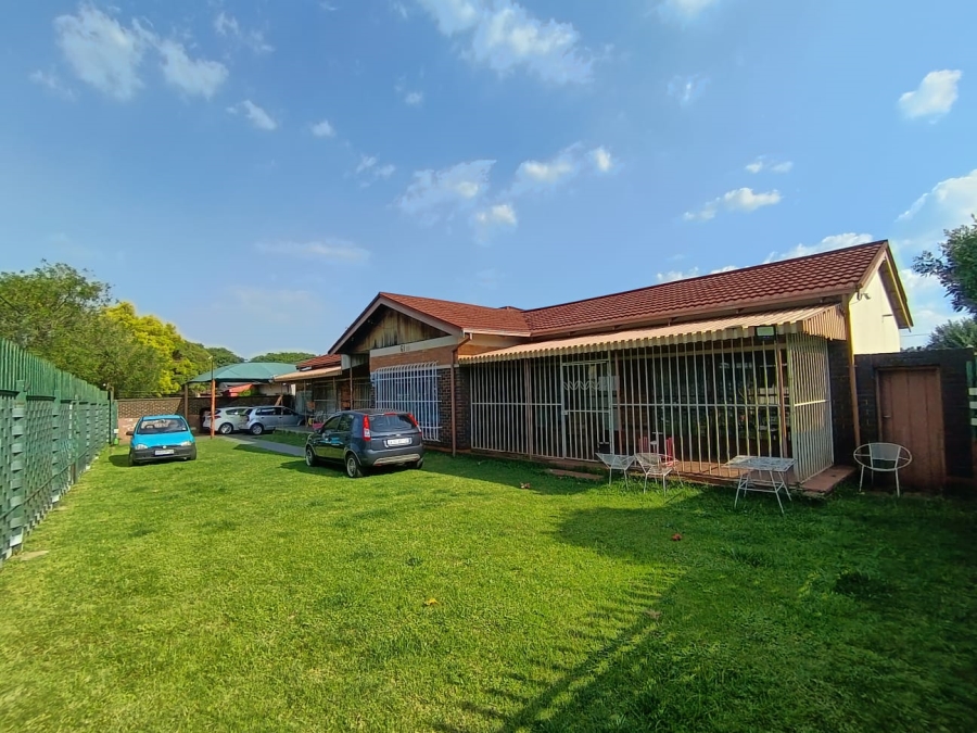 3 Bedroom Property for Sale in Brenthurst Gauteng