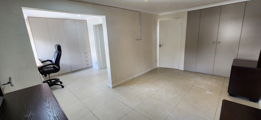2 Bedroom Property for Sale in Bedford Park Gauteng