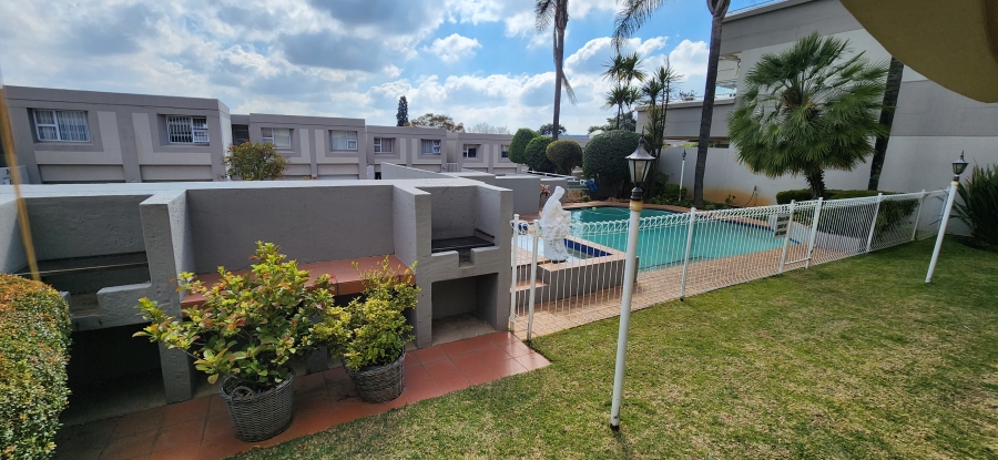 2 Bedroom Property for Sale in Bedford Park Gauteng