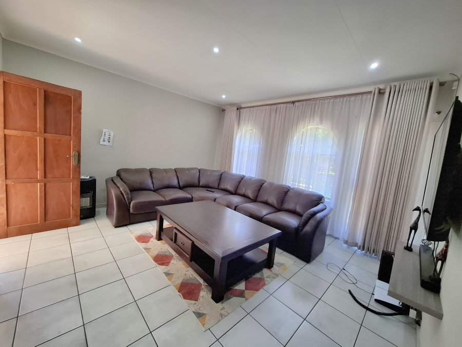 3 Bedroom Property for Sale in Lewisham Gauteng