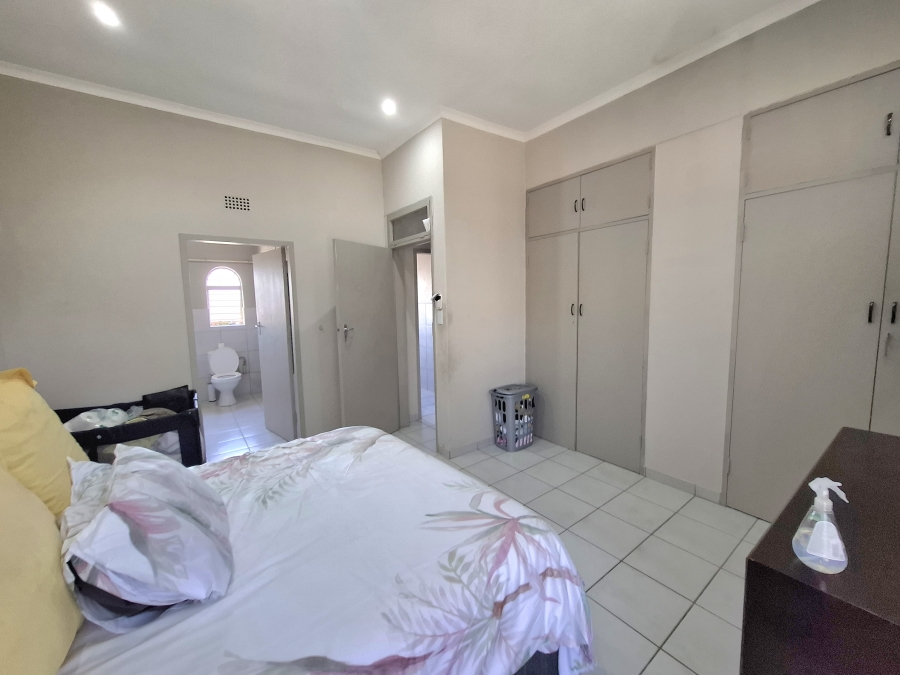 3 Bedroom Property for Sale in Lewisham Gauteng