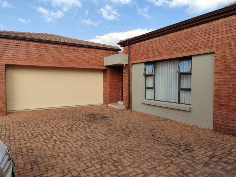 3 Bedroom Property for Sale in Beyers Park Gauteng