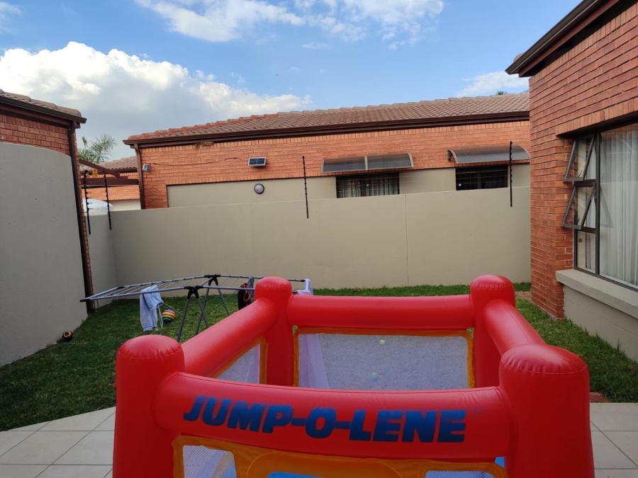 3 Bedroom Property for Sale in Beyers Park Gauteng