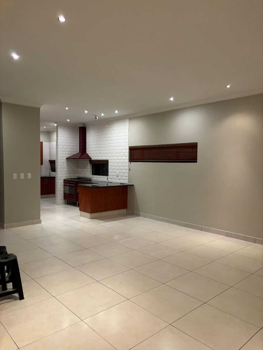 3 Bedroom Property for Sale in Beyers Park Gauteng