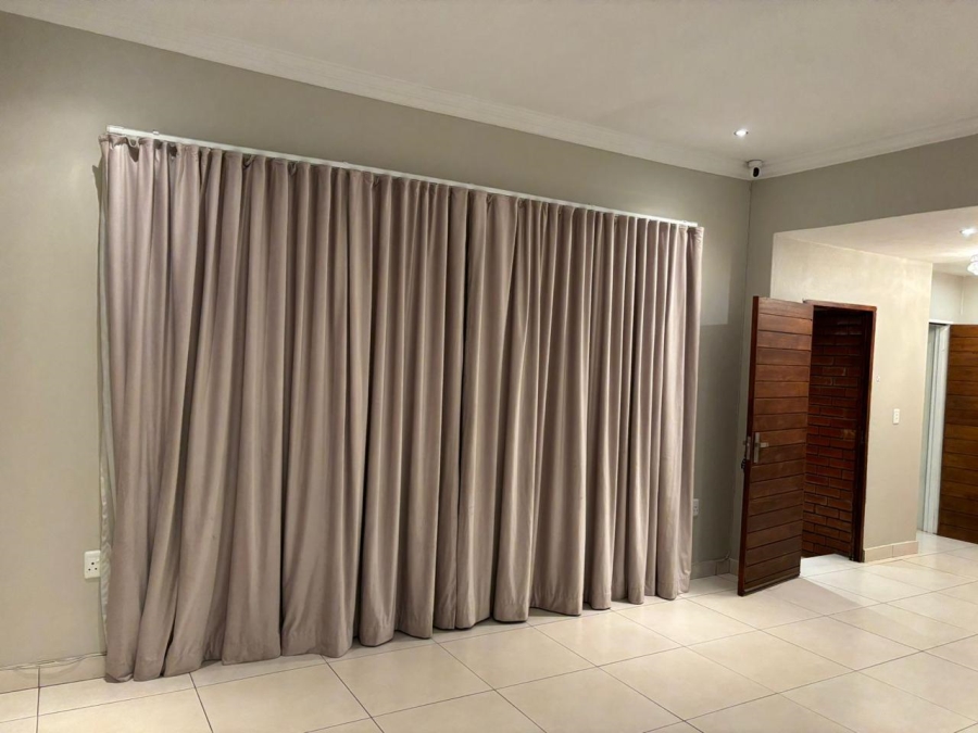 3 Bedroom Property for Sale in Beyers Park Gauteng