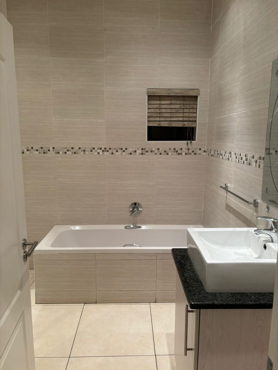 3 Bedroom Property for Sale in Beyers Park Gauteng