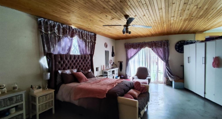 3 Bedroom Property for Sale in Bonaero Park Gauteng