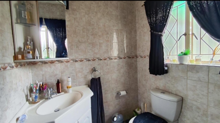 3 Bedroom Property for Sale in Bonaero Park Gauteng