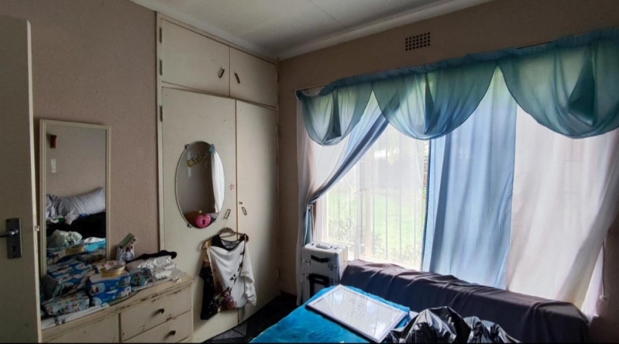 3 Bedroom Property for Sale in Bonaero Park Gauteng