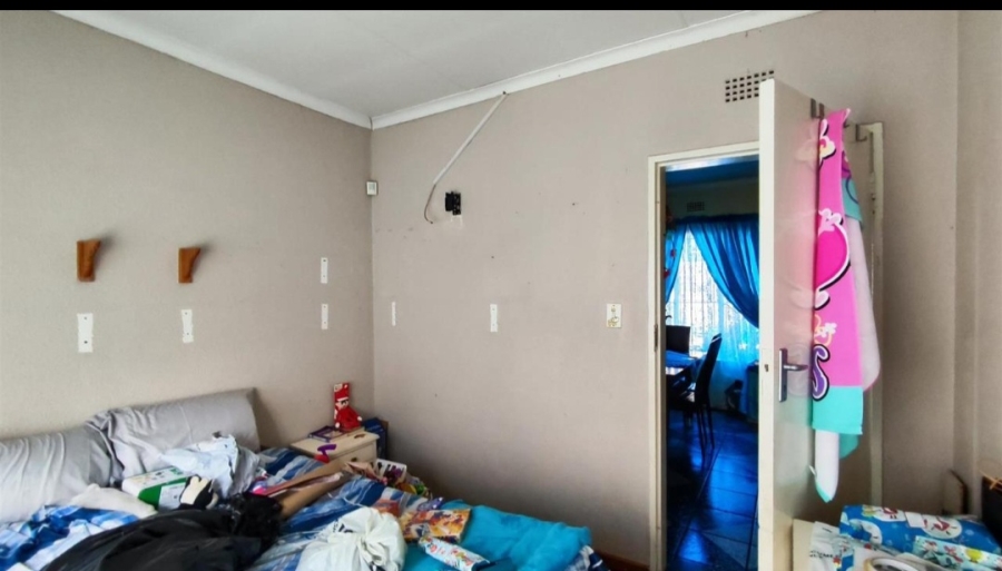 3 Bedroom Property for Sale in Bonaero Park Gauteng