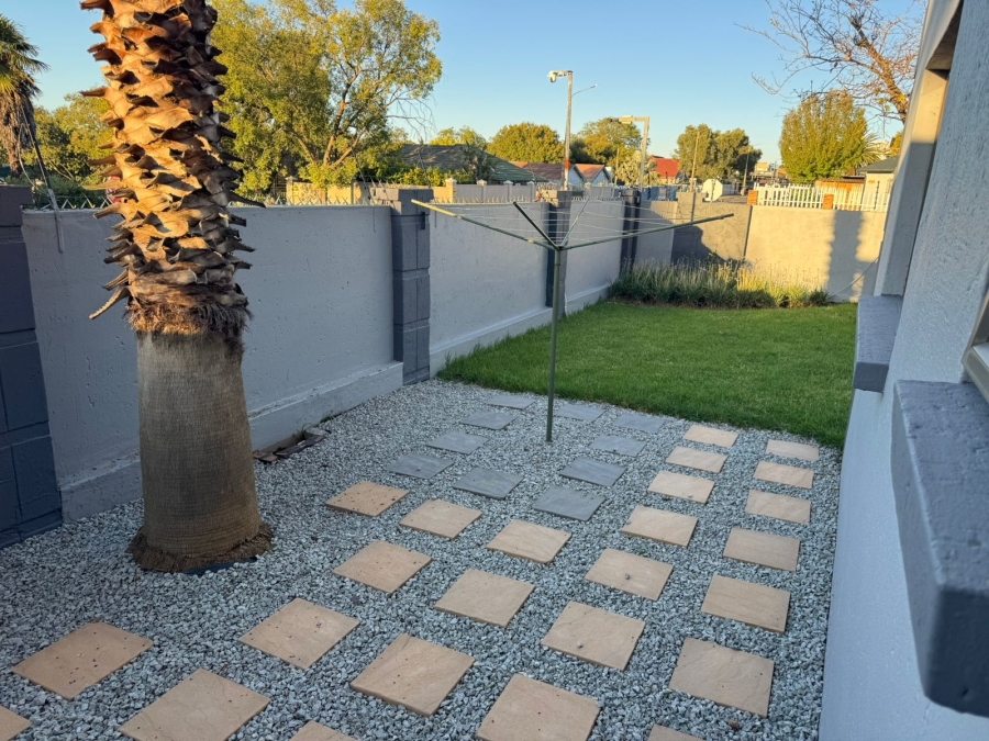 To Let 3 Bedroom Property for Rent in Edendale Gauteng