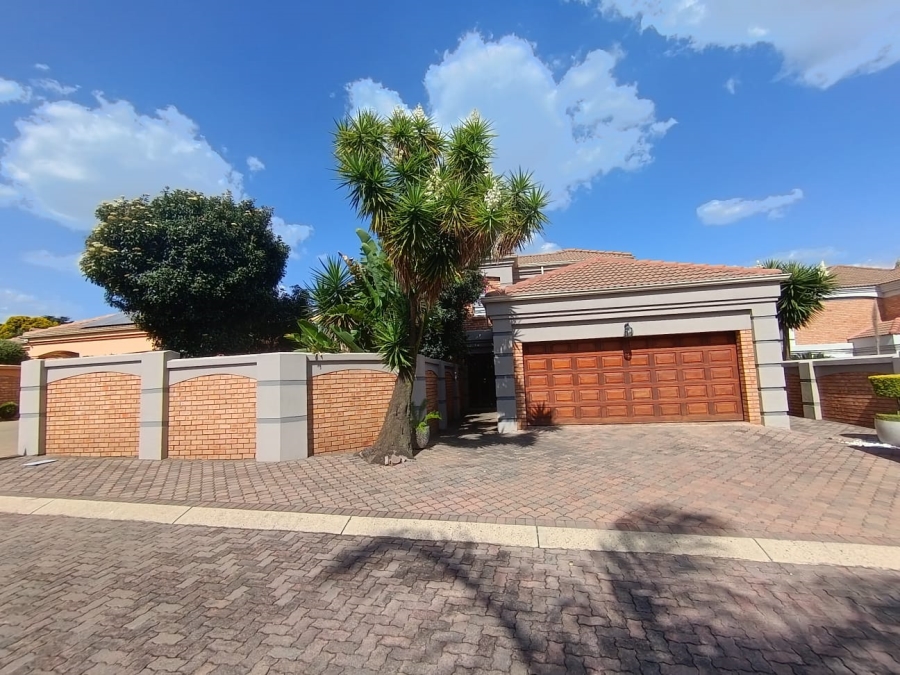 3 Bedroom Property for Sale in Bartlett Gauteng