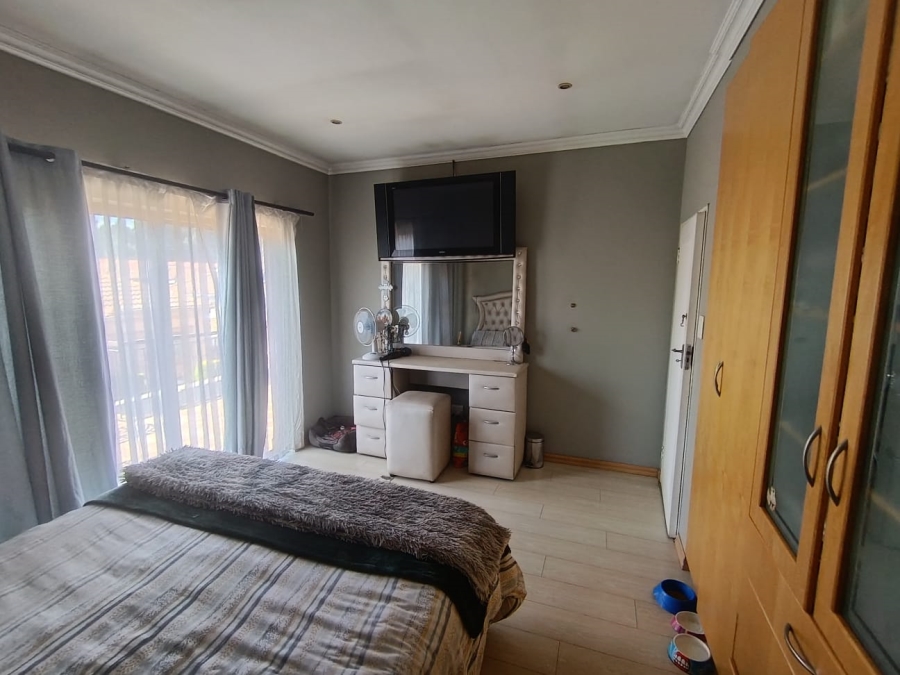 3 Bedroom Property for Sale in Bartlett Gauteng