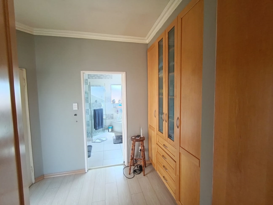 3 Bedroom Property for Sale in Bartlett Gauteng