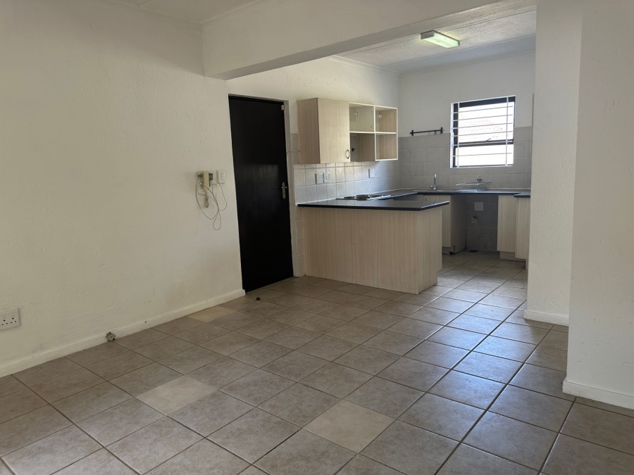 To Let 2 Bedroom Property for Rent in Franklin Roosevelt Park Gauteng