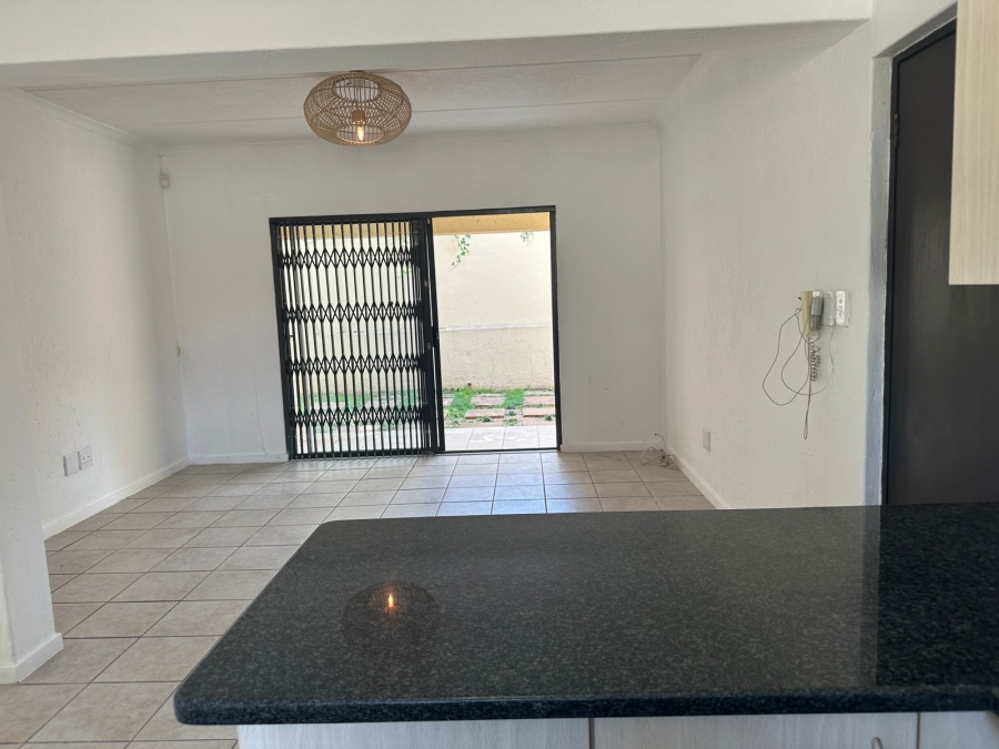 To Let 2 Bedroom Property for Rent in Franklin Roosevelt Park Gauteng