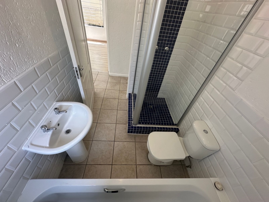 To Let 2 Bedroom Property for Rent in Franklin Roosevelt Park Gauteng