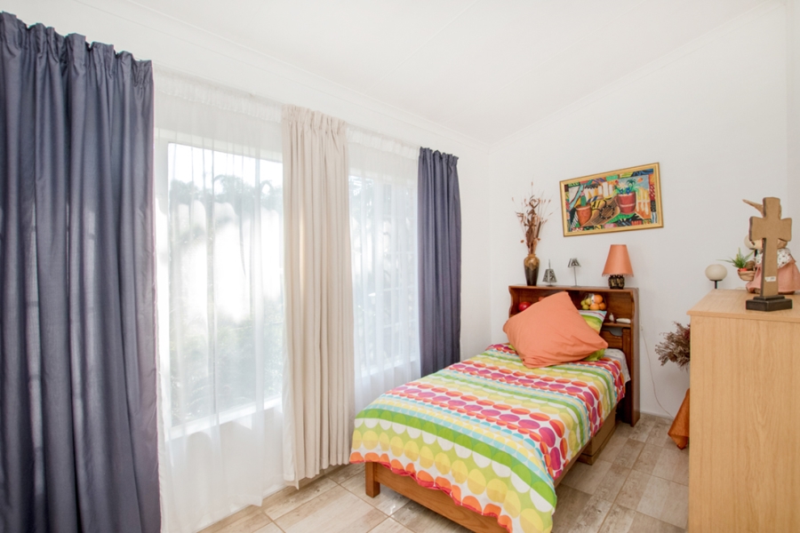 5 Bedroom Property for Sale in Little Falls Gauteng