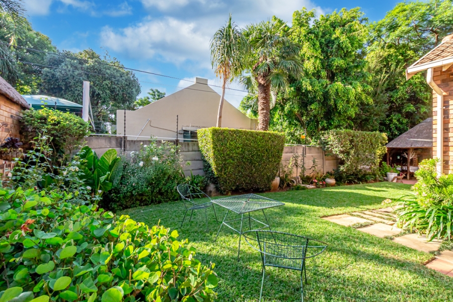 5 Bedroom Property for Sale in Little Falls Gauteng