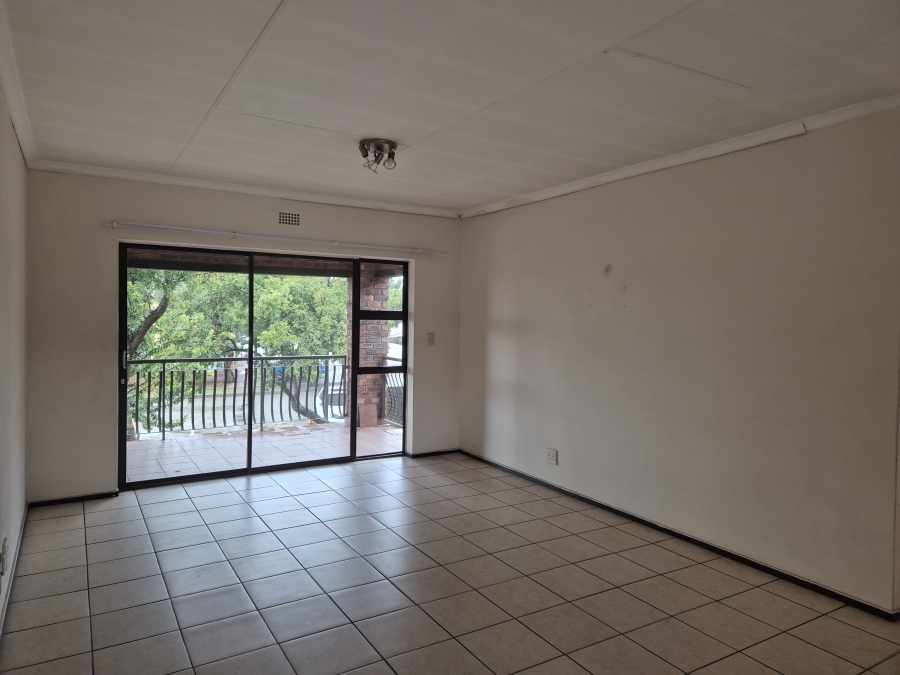 2 Bedroom Property for Sale in Sonneveld Gauteng
