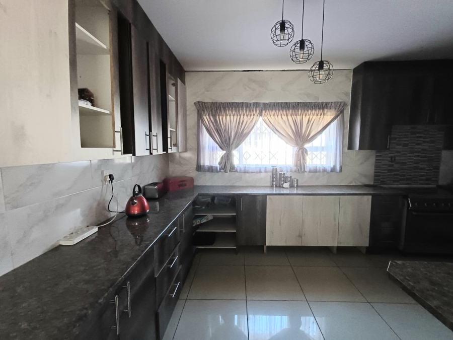 3 Bedroom Property for Sale in Vanderbijlpark CW 3 Gauteng